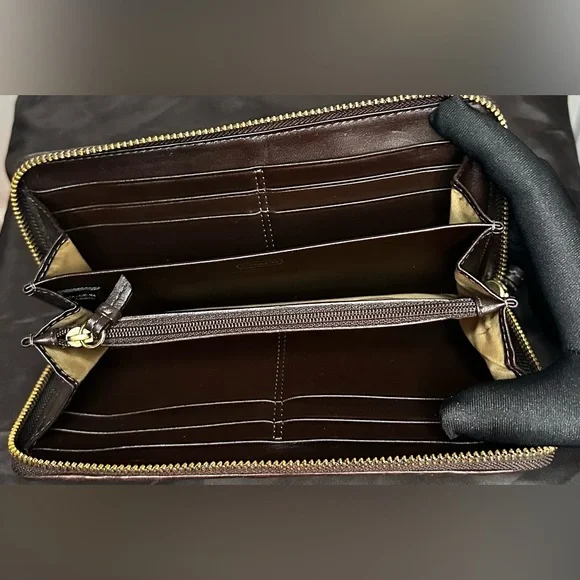 Coach Est. 1941 Rare Zoe Double Buckle Patchwork Leather Long Wallet EUC - Picture 3 of 16